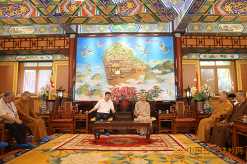 澳门宗教界人士北京研习参访团一行拜访中国佛教协会